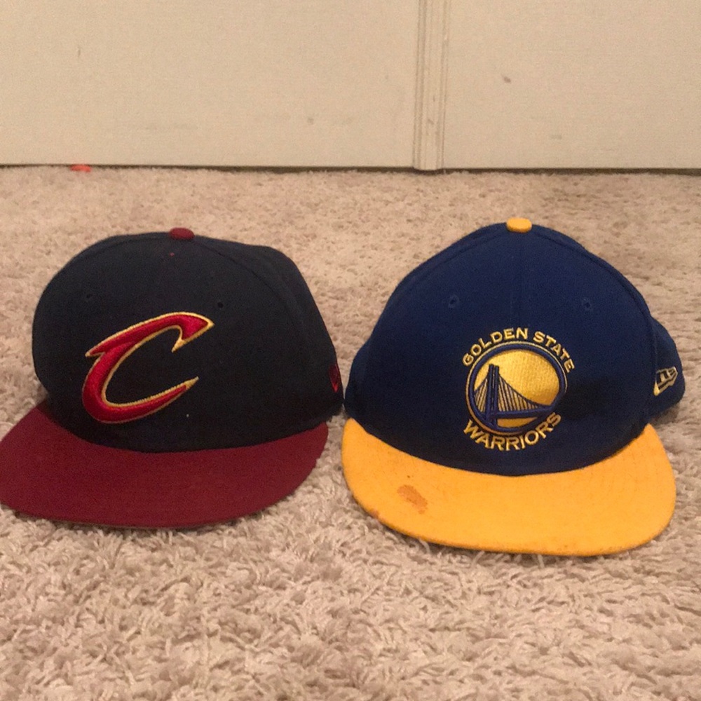 Golden state warriors and Cleveland cavaliers hats